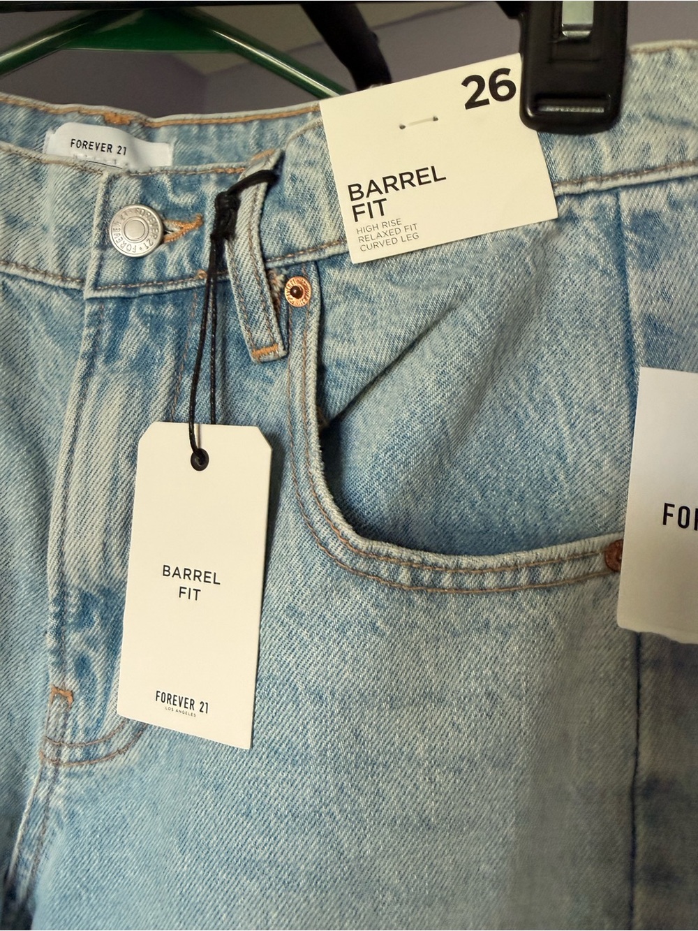 NWT Forever 21 Light Wash High-Waist Straight Jeans - Light Blue - Picture 2 of 3